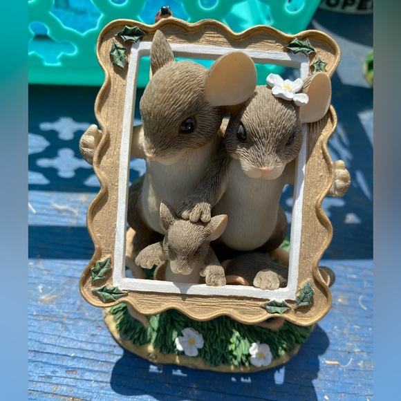 Charming tails figurine - Picture 1 of 2